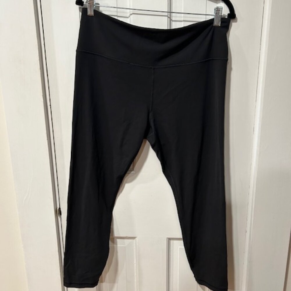 Athleta Ultra High Rise Elevation 7/8 Legging - XL
